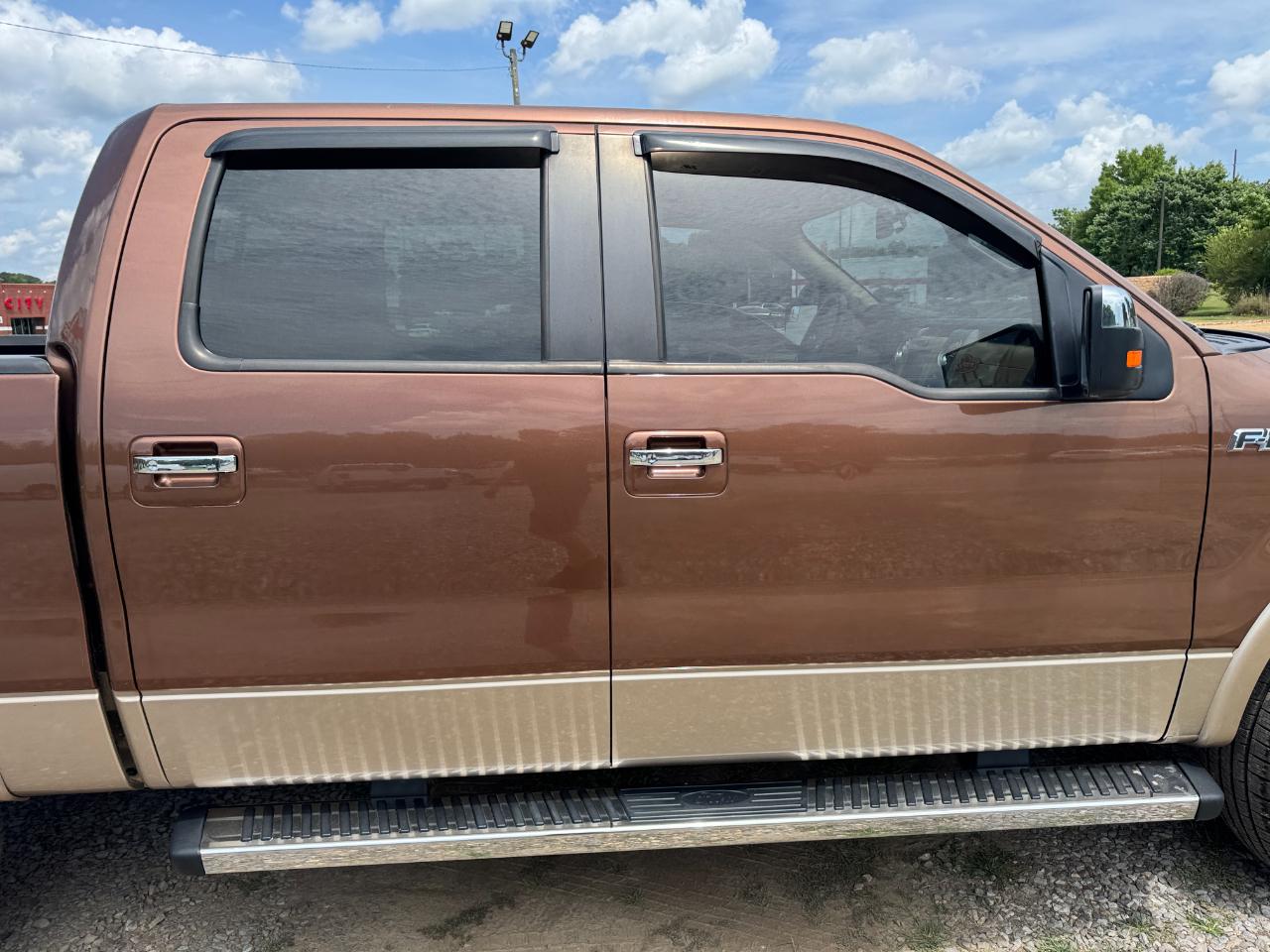 Ford F-150 Lariat SuperCrew 6.5-ft. Bed 4WD 2011