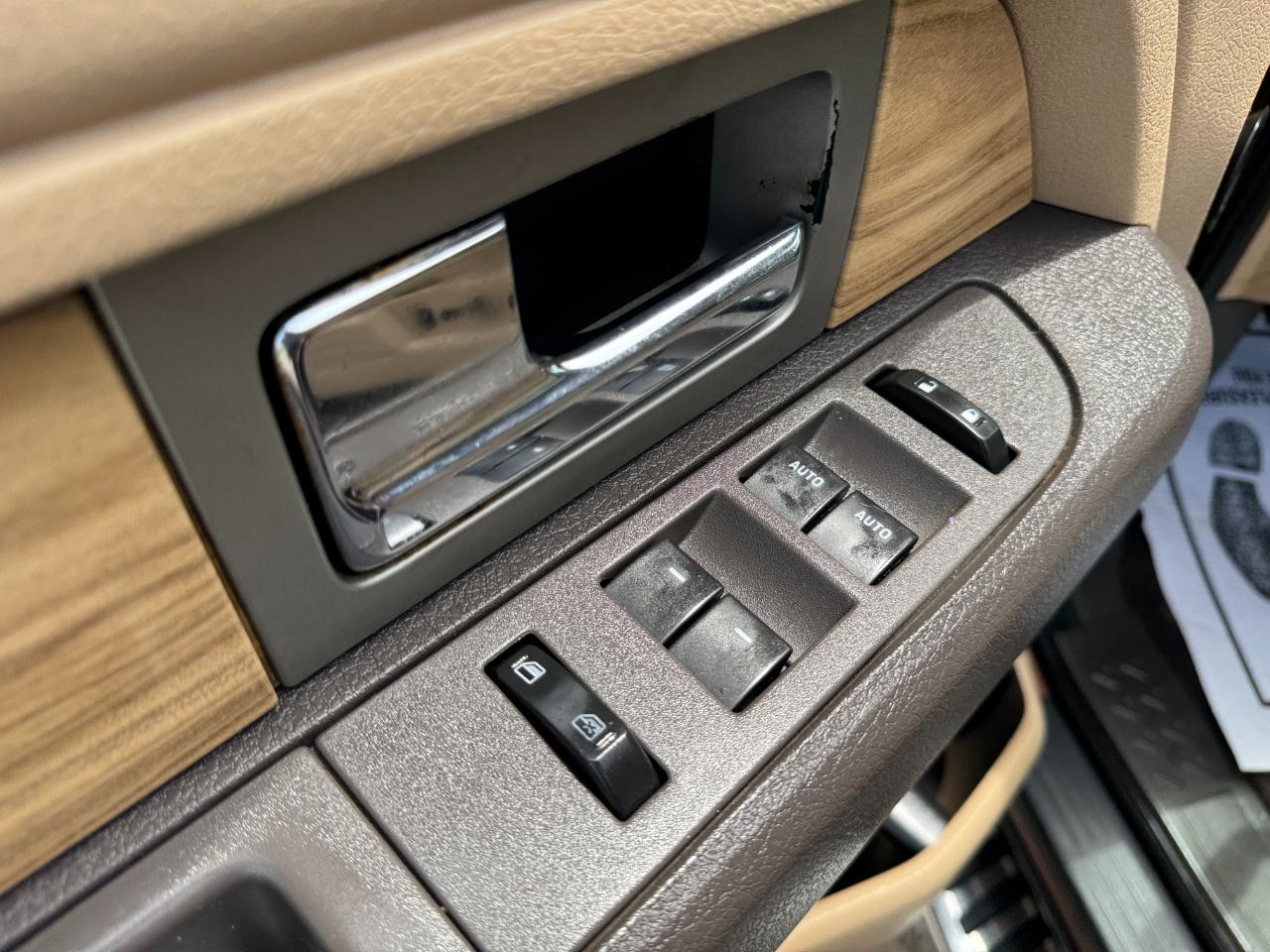 Ford F-150 Lariat SuperCrew 6.5-ft. Bed 4WD 2011