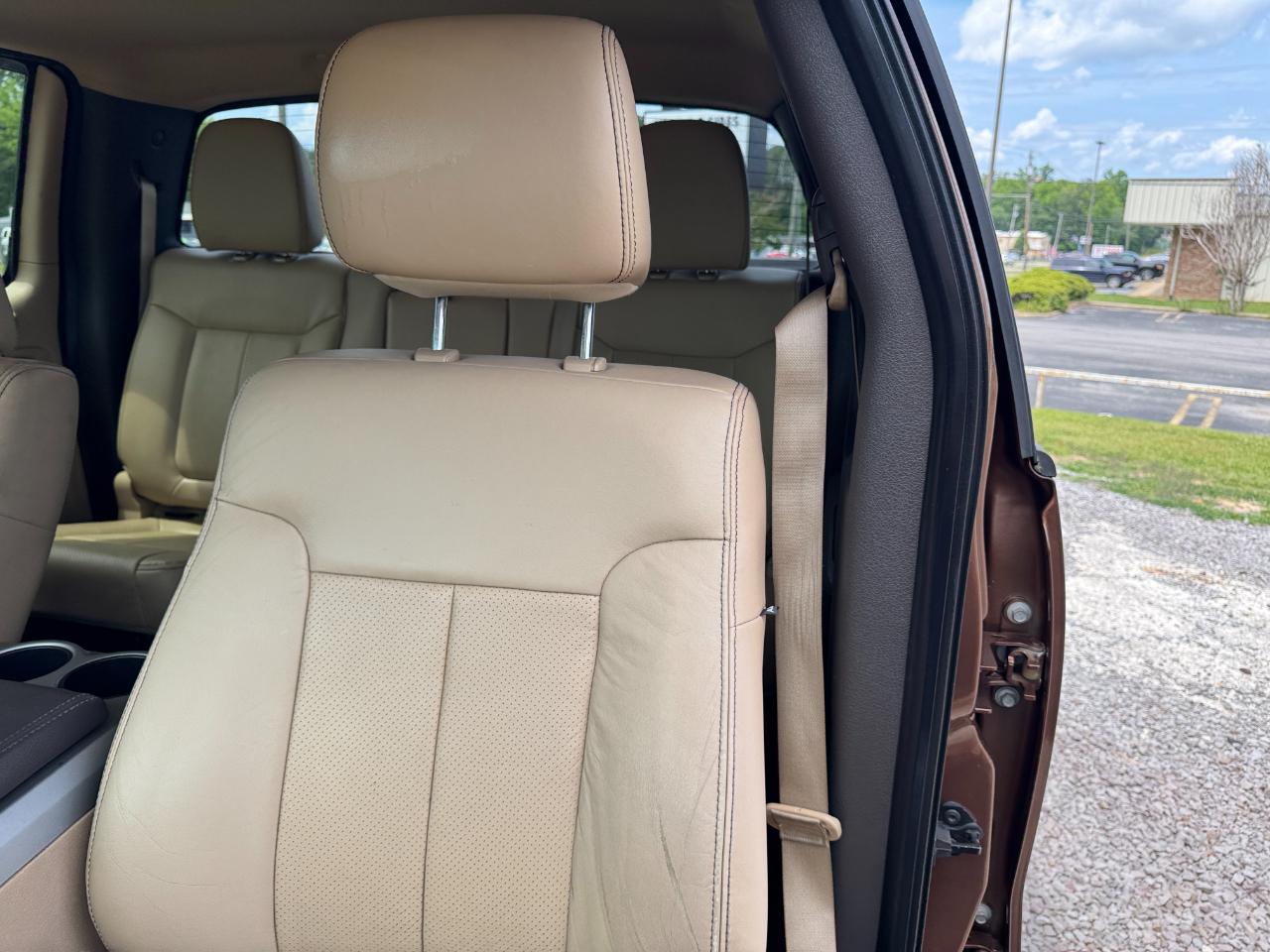 Ford F-150 Lariat SuperCrew 6.5-ft. Bed 4WD 2011