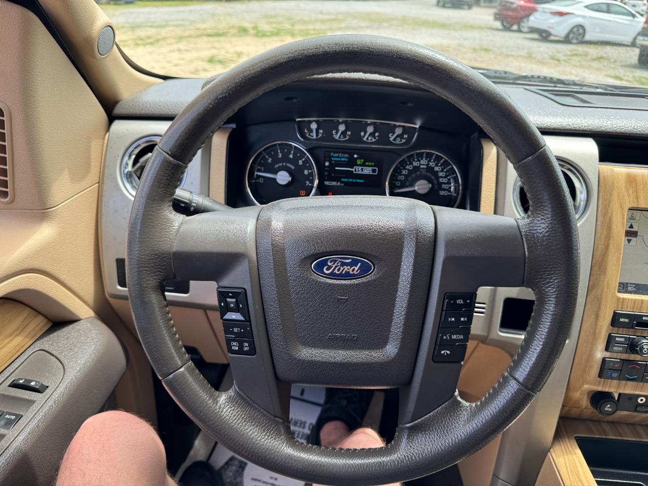 Ford F-150 Lariat SuperCrew 6.5-ft. Bed 4WD 2011