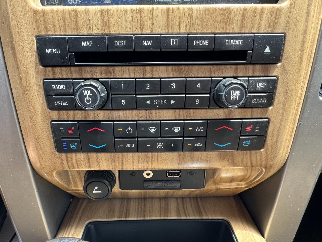 Ford F-150 Lariat SuperCrew 6.5-ft. Bed 4WD 2011