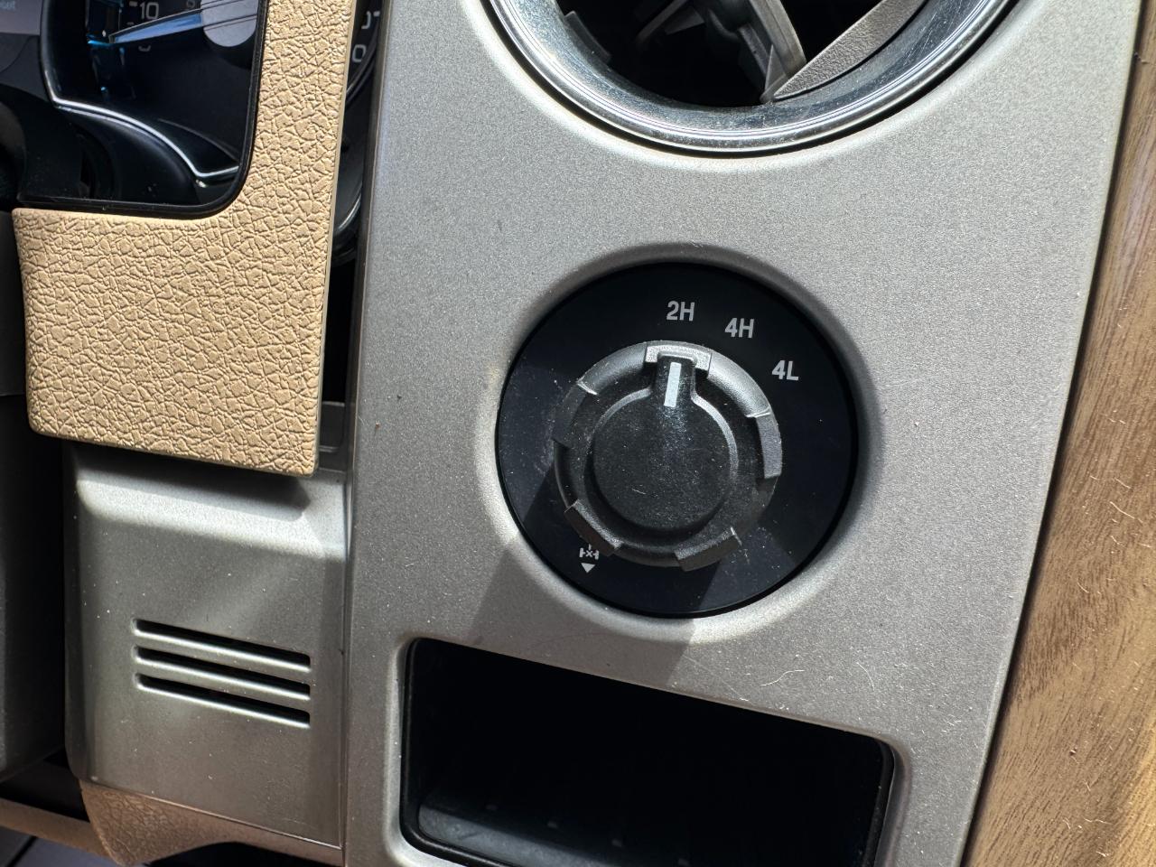 Ford F-150 Lariat SuperCrew 6.5-ft. Bed 4WD 2011