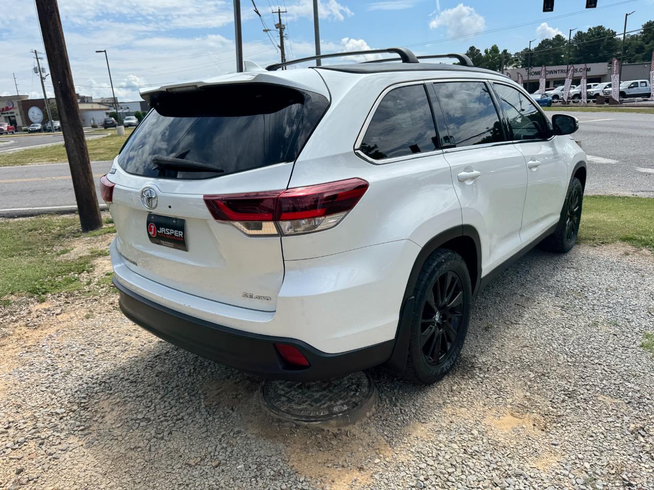 Toyota Highlander SE AWD V6 2019
