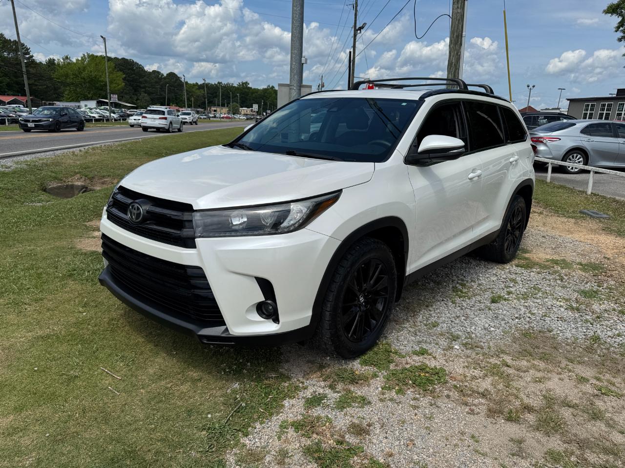 Toyota Highlander SE AWD V6 2019