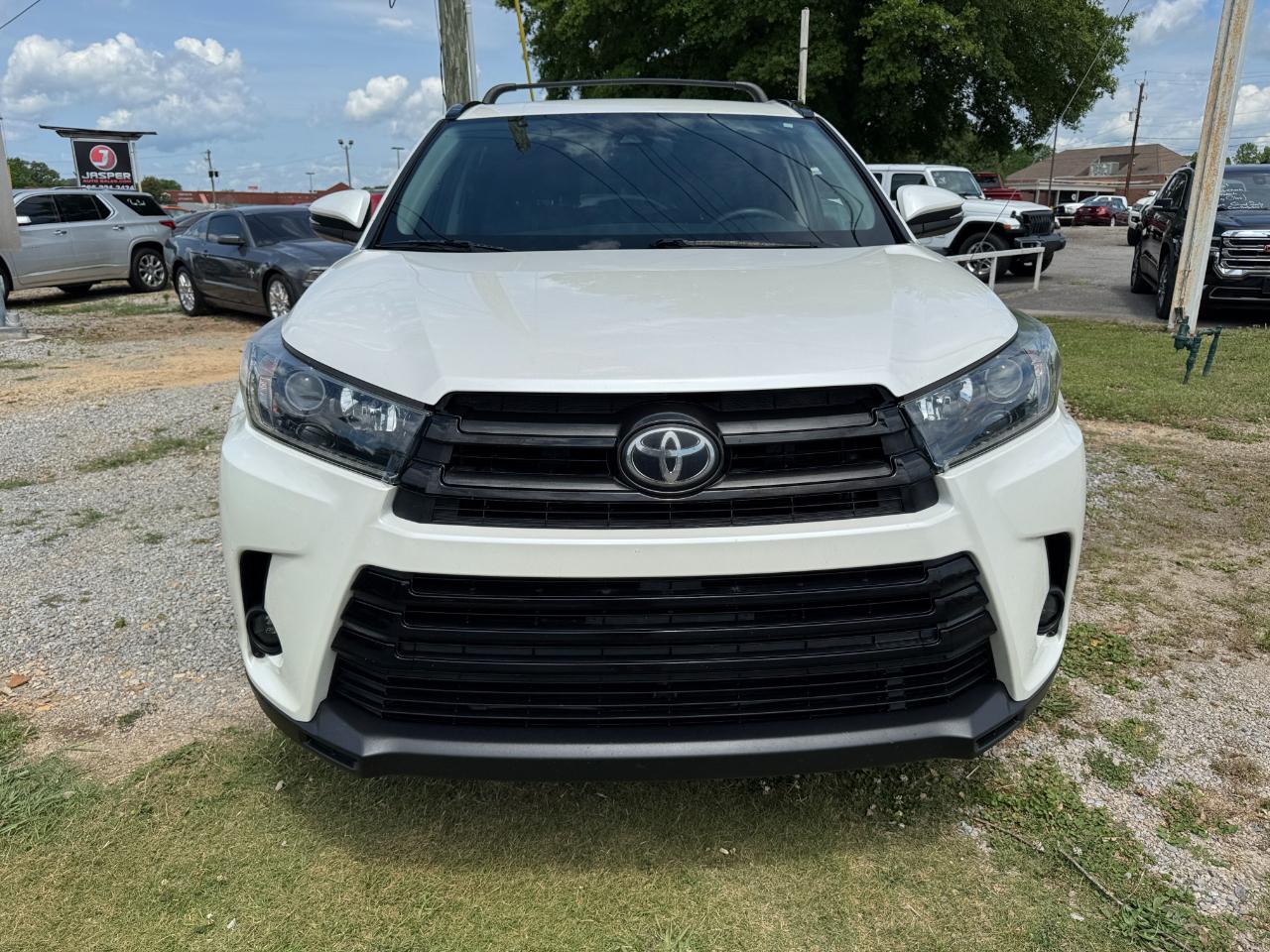 Toyota Highlander SE AWD V6 2019