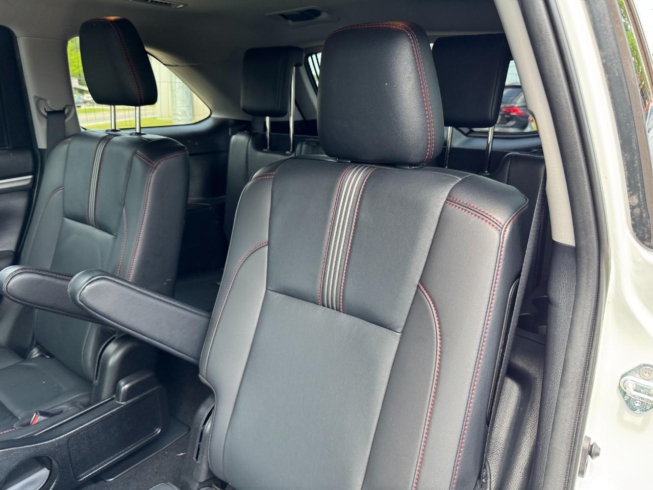 Toyota Highlander SE AWD V6 2019
