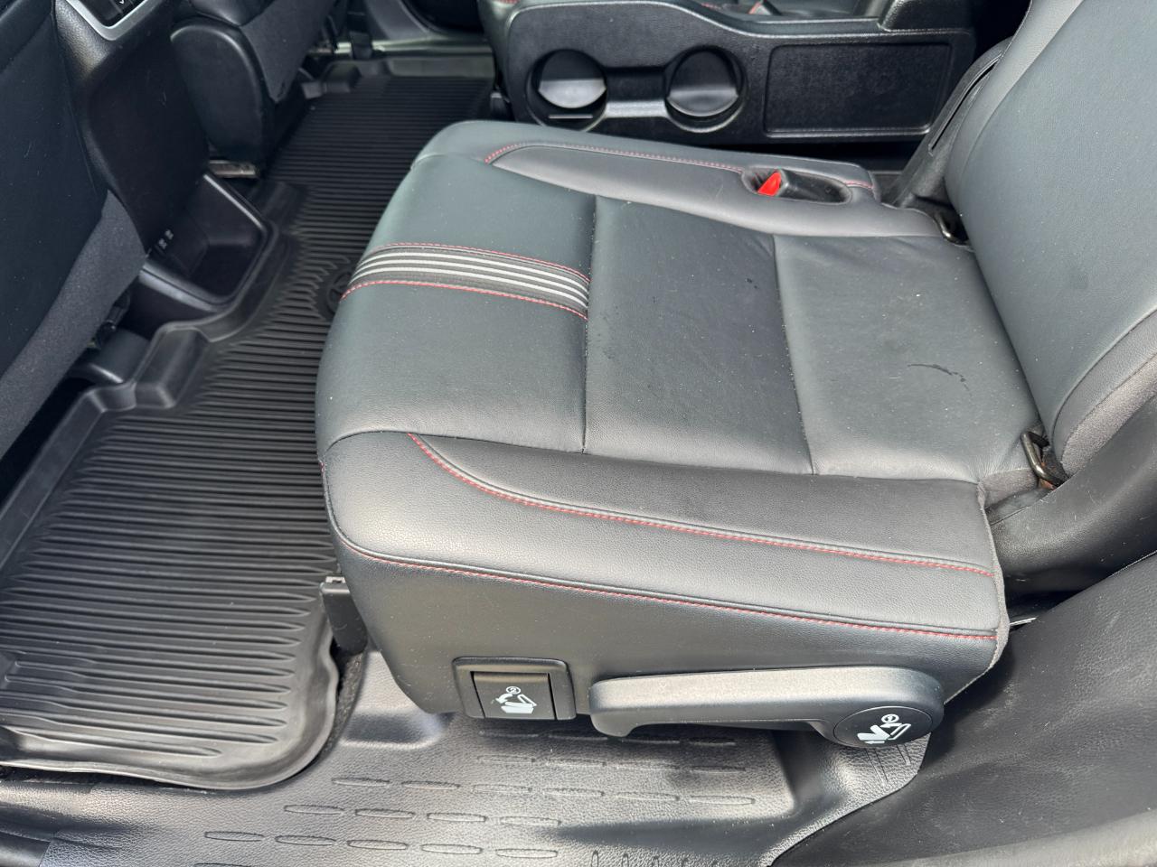 Toyota Highlander SE AWD V6 2019