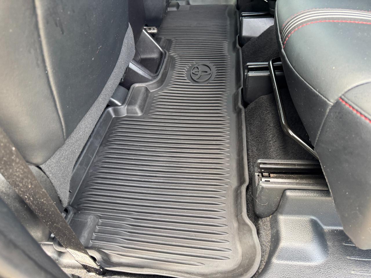 Toyota Highlander SE AWD V6 2019
