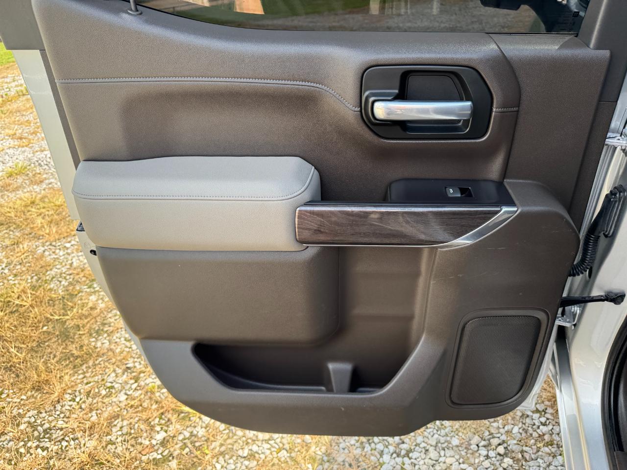 Chevrolet Silverado 1500 LTZ Crew Cab 4WD 2020
