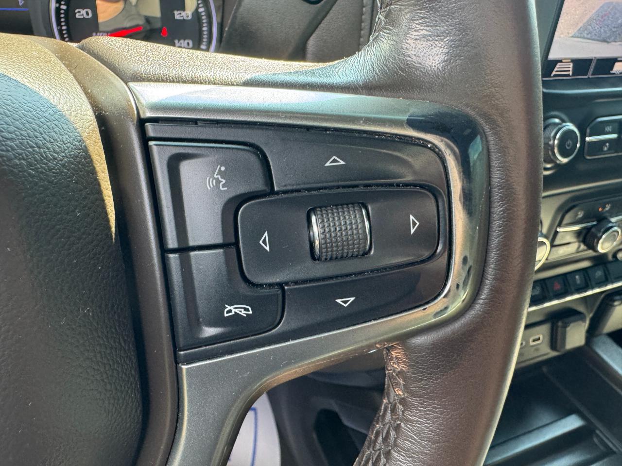 Chevrolet Silverado 1500 LTZ Crew Cab 4WD 2020