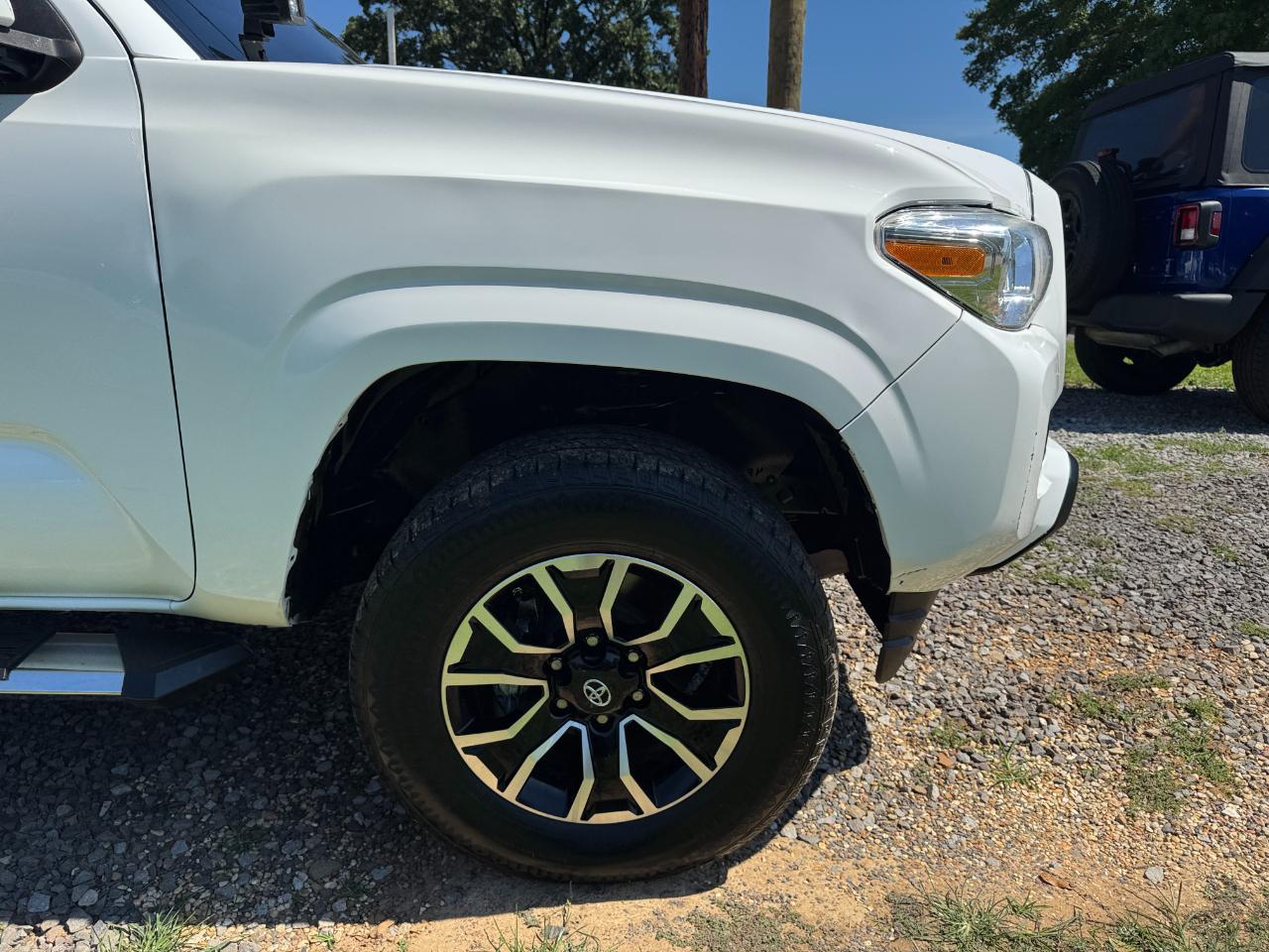 Toyota Tacoma  2019