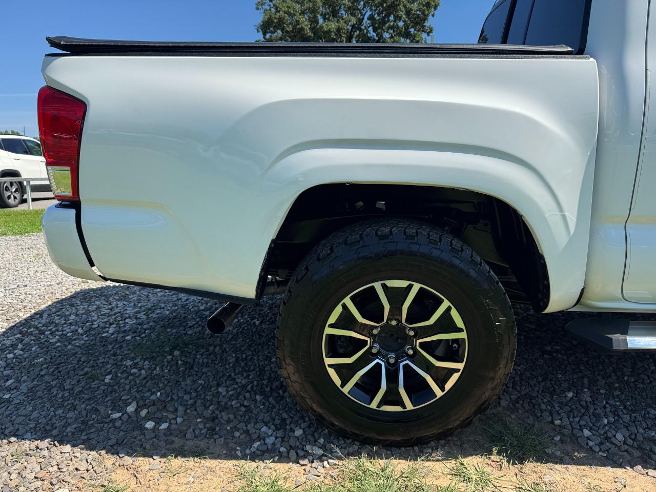 Toyota Tacoma  2019