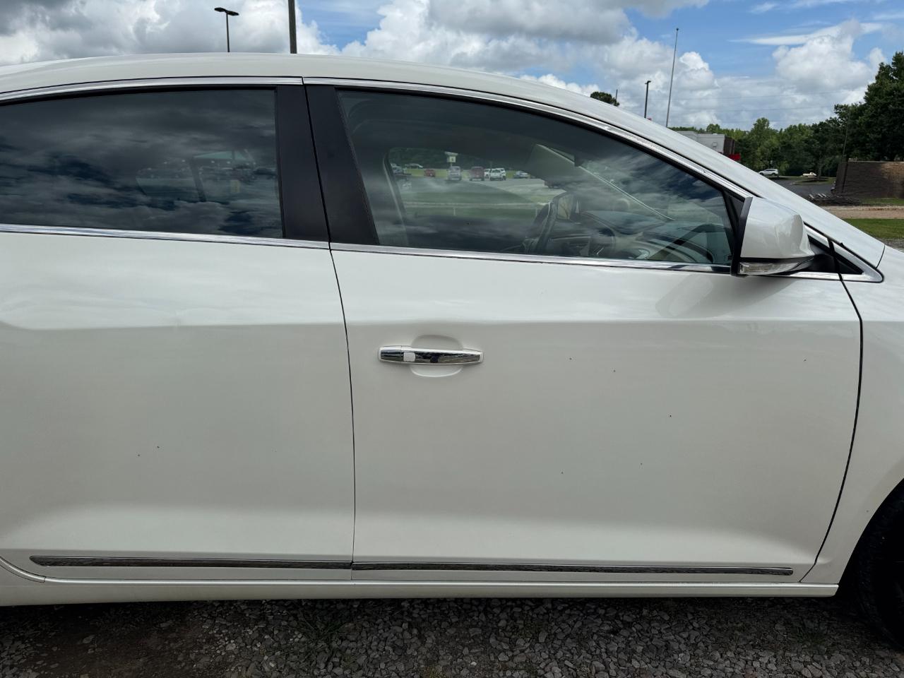 Buick LaCrosse CXS 2011