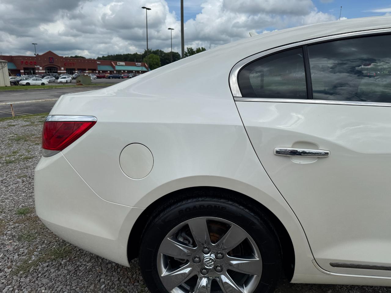Buick LaCrosse CXS 2011