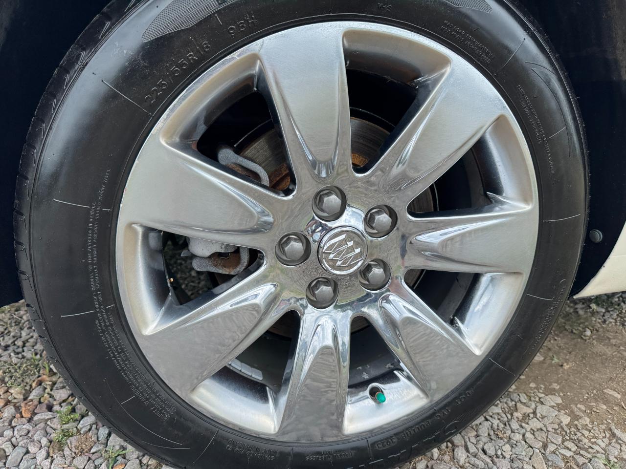 Buick LaCrosse CXS 2011