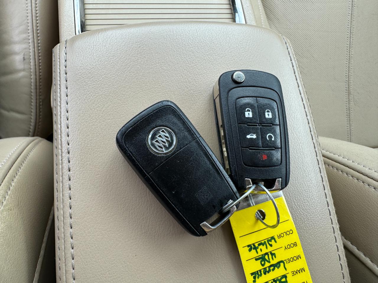 Buick LaCrosse CXS 2011