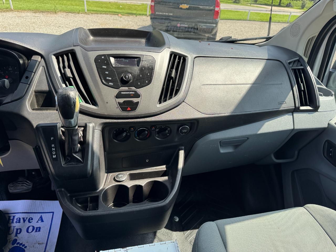 Ford Transit 150 Van Low Roof 60/40 Pass. 130-in. WB 2015