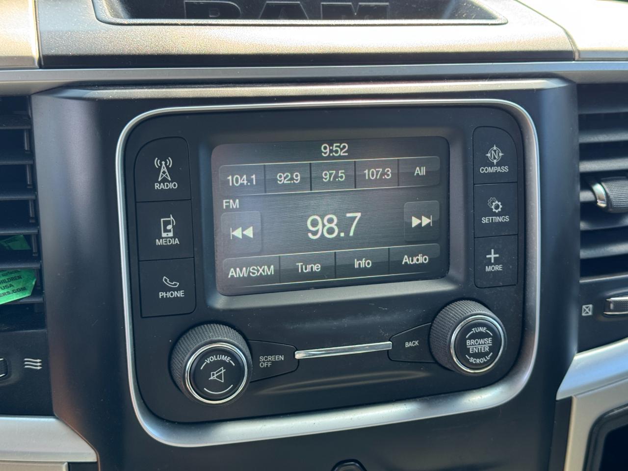 RAM 1500 SLT Quad Cab 2WD 2015