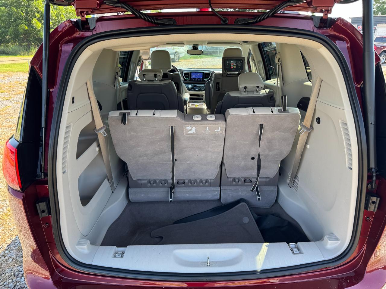 Chrysler Pacifica Touring-L Plus 2017