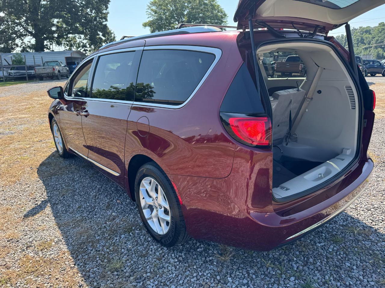 Chrysler Pacifica Touring-L Plus 2017