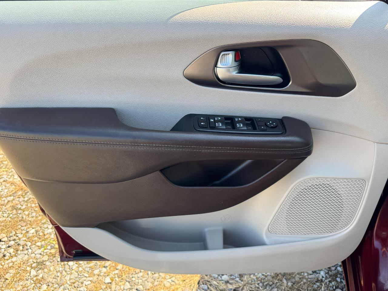 Chrysler Pacifica Touring-L Plus 2017