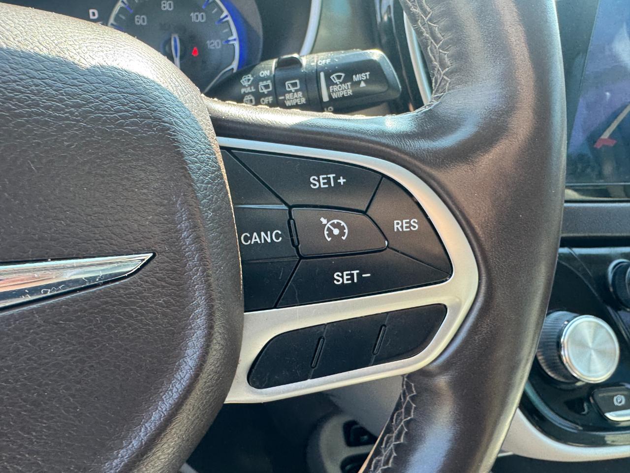 Chrysler Pacifica Touring-L Plus 2017