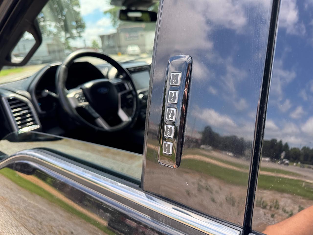 Ford F-150 Platinum SuperCrew 6.5-ft. Bed 4WD 2020
