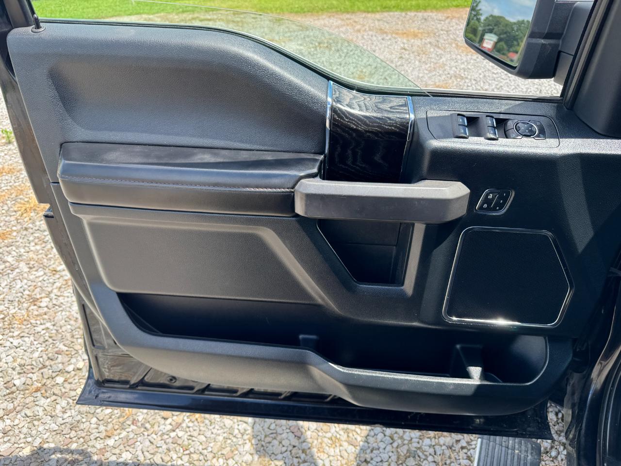 Ford F-150 Platinum SuperCrew 6.5-ft. Bed 4WD 2020