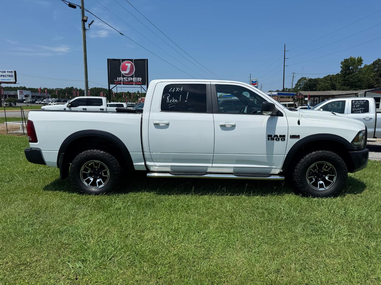 RAM 1500 Rebel Crew Cab SWB 4WD 2017