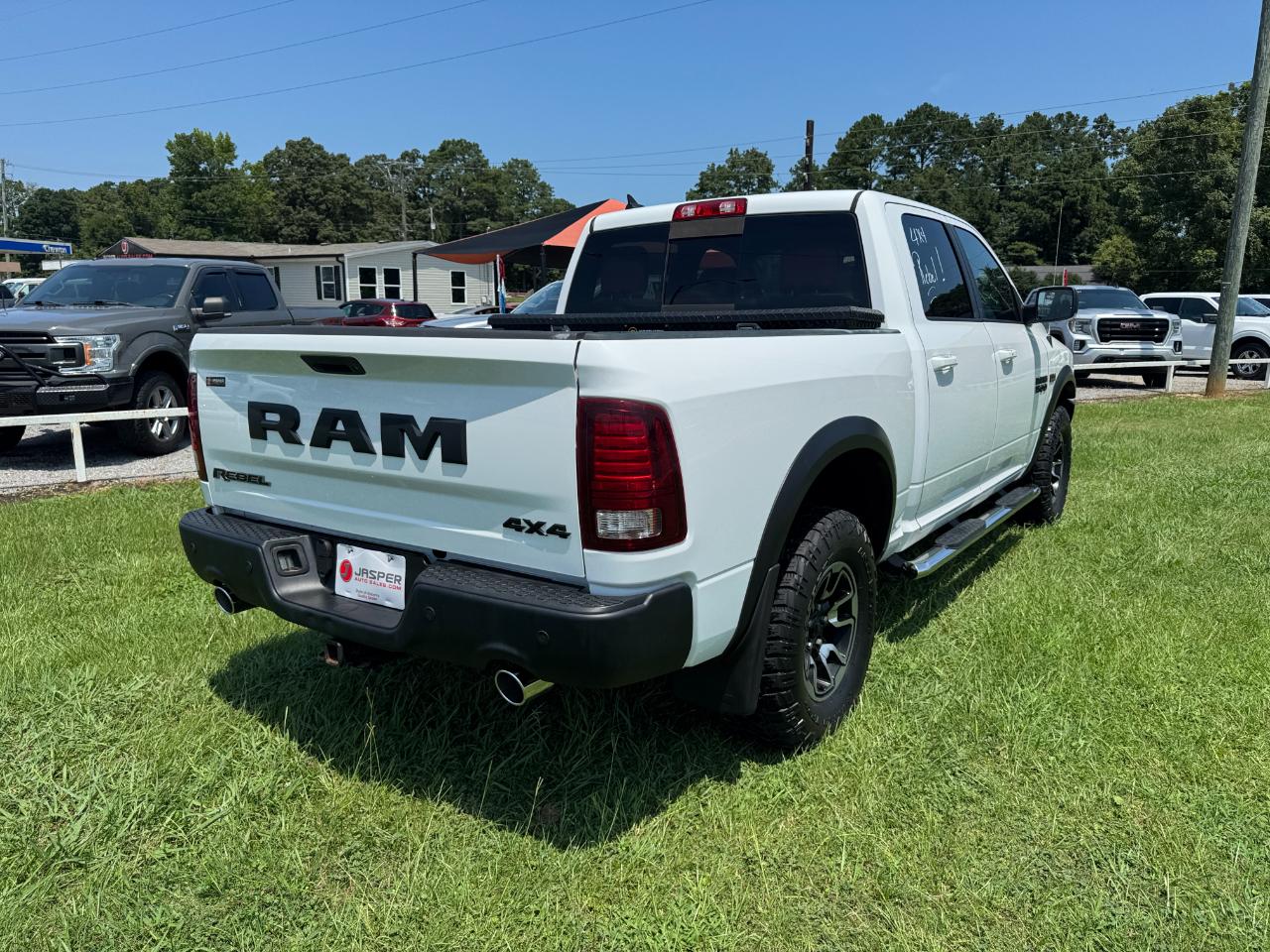 RAM 1500 Rebel Crew Cab SWB 4WD 2017