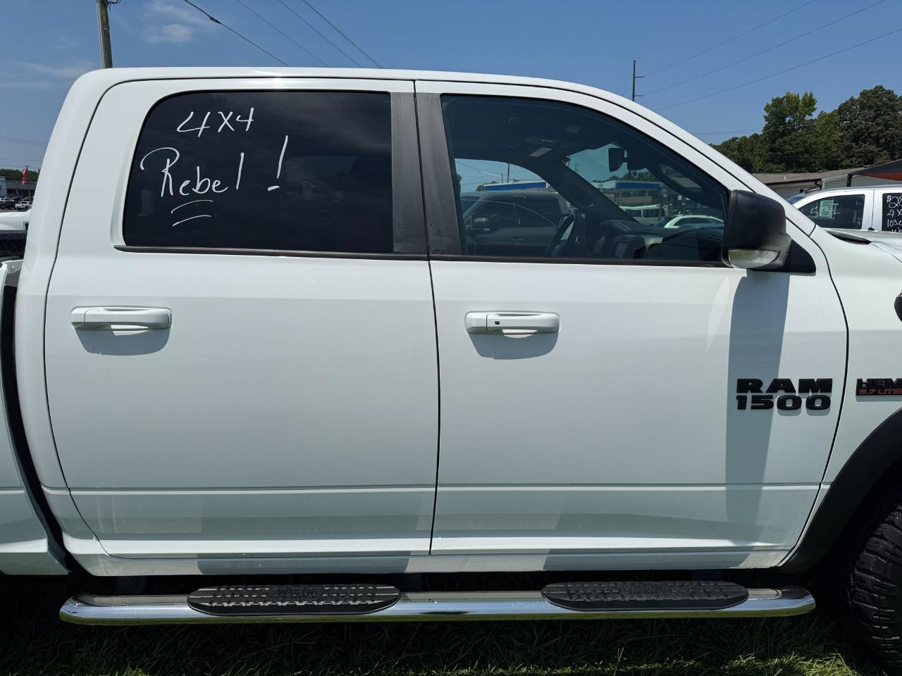 RAM 1500 Rebel Crew Cab SWB 4WD 2017