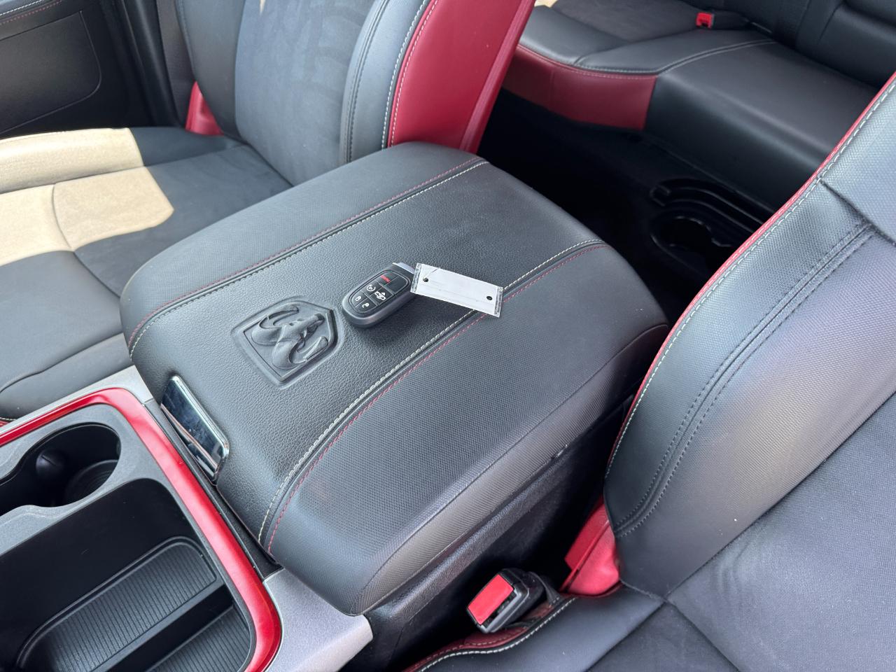RAM 1500 Rebel Crew Cab SWB 4WD 2017