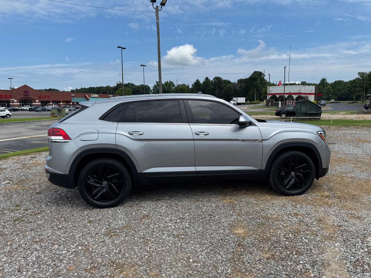 Volkswagen Atlas Cross Sport V6 SE w/Technology 2023