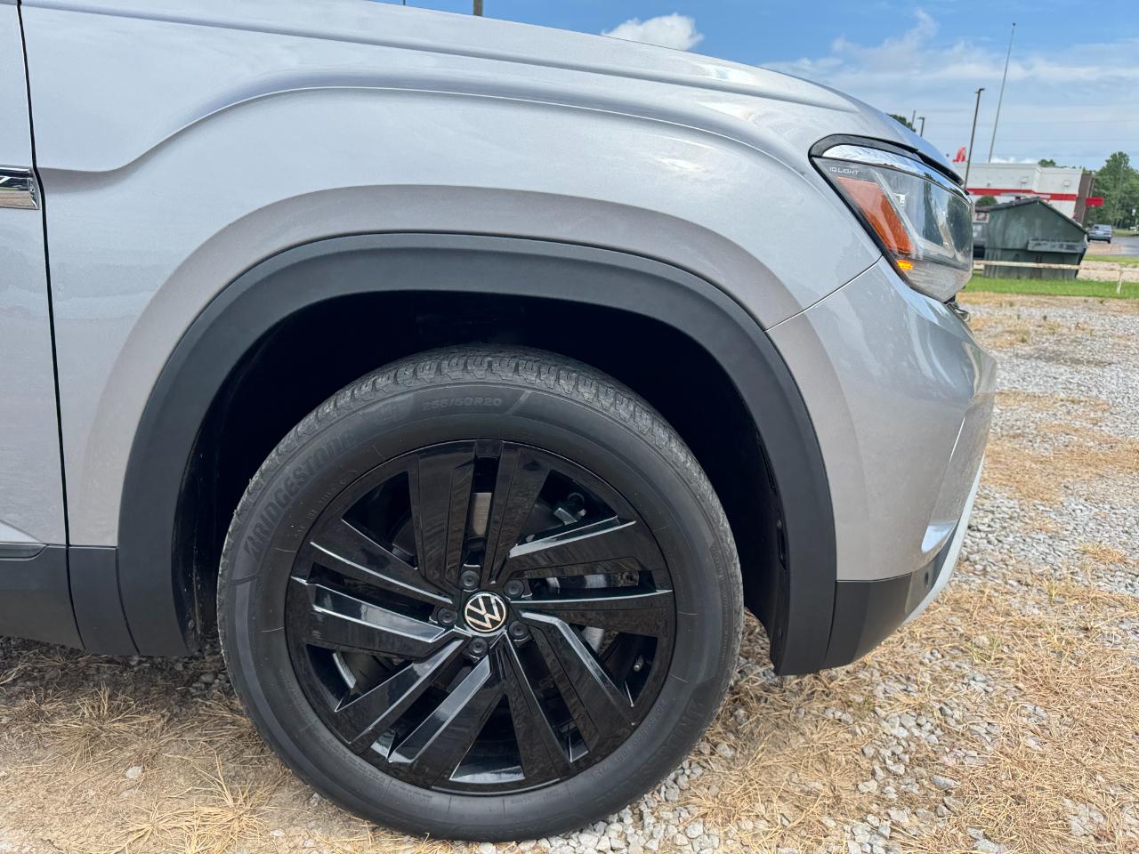 Volkswagen Atlas Cross Sport V6 SE w/Technology 2023