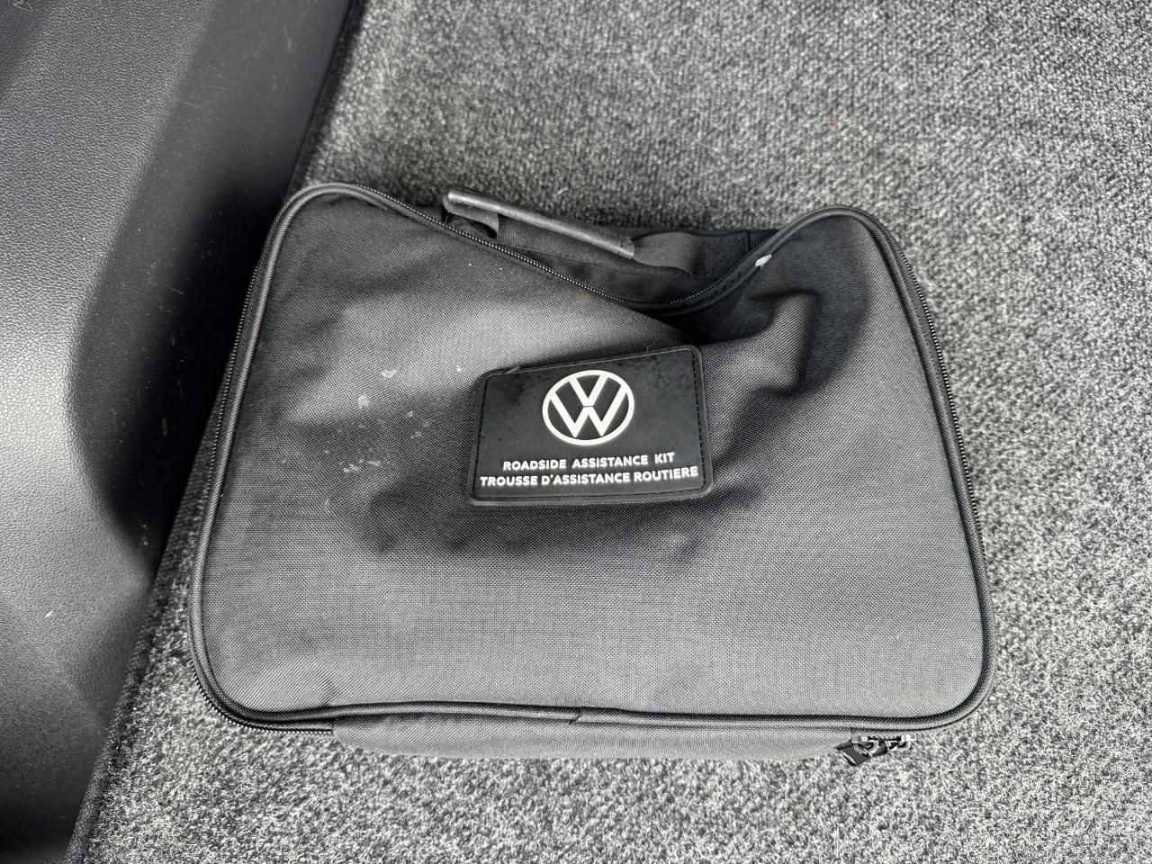 Volkswagen Atlas Cross Sport V6 SE w/Technology 2023