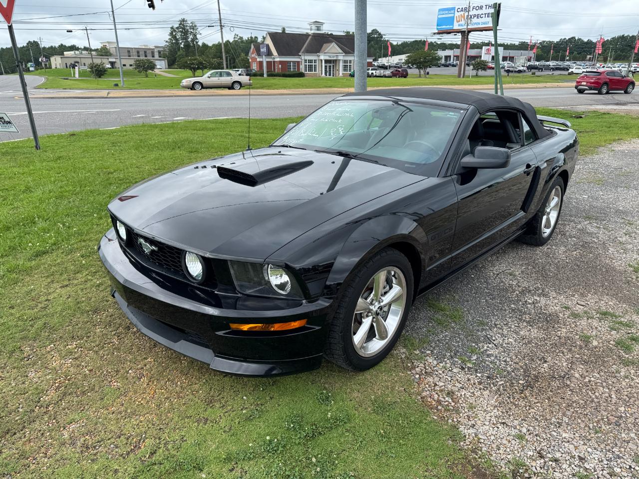 Ford Mustang GT Deluxe Convertible 2007
