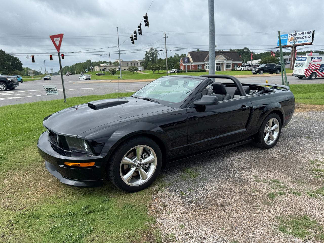 Ford Mustang GT Deluxe Convertible 2007