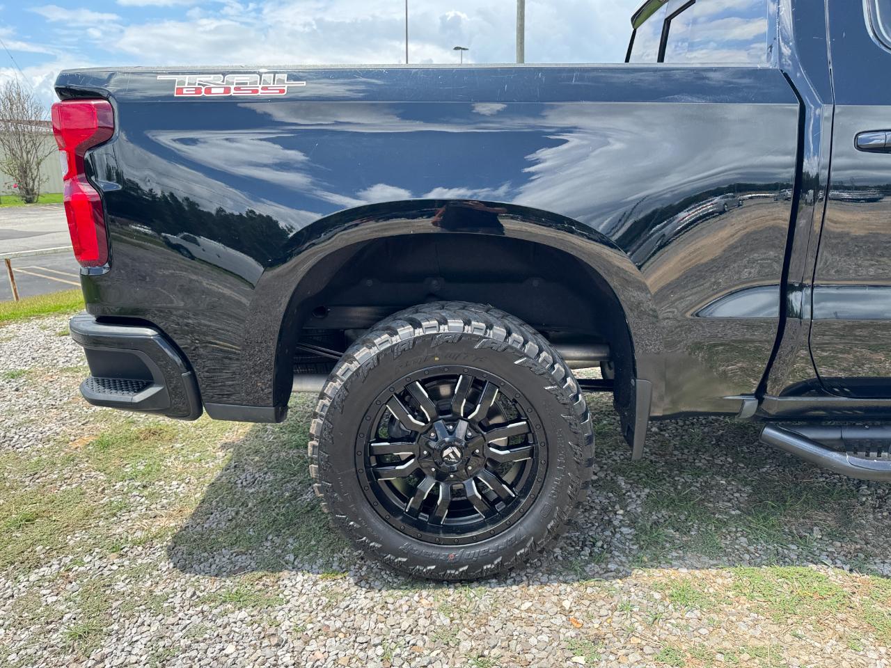 Chevrolet Silverado 1500 LT Trail Boss Crew Cab 4WD 2019