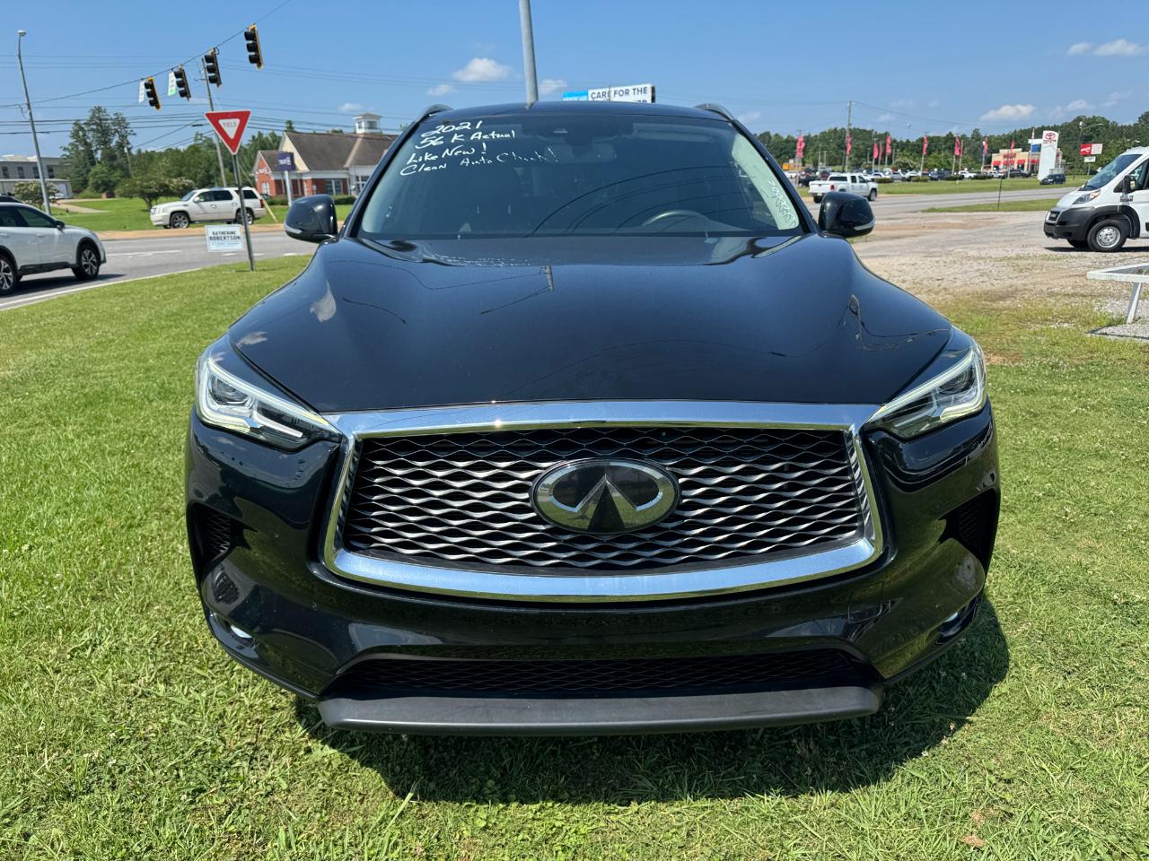 Infiniti QX50 LUXE 2021