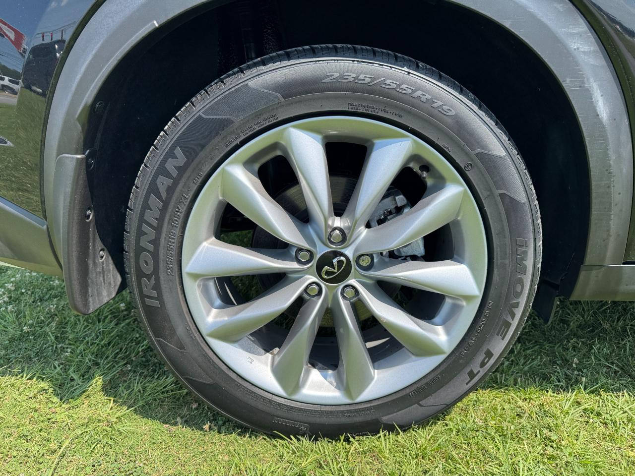 Infiniti QX50 LUXE 2021