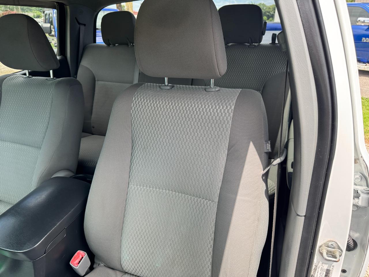 Toyota Tacoma Double Cab Long Bed V6 5AT 4WD 2014