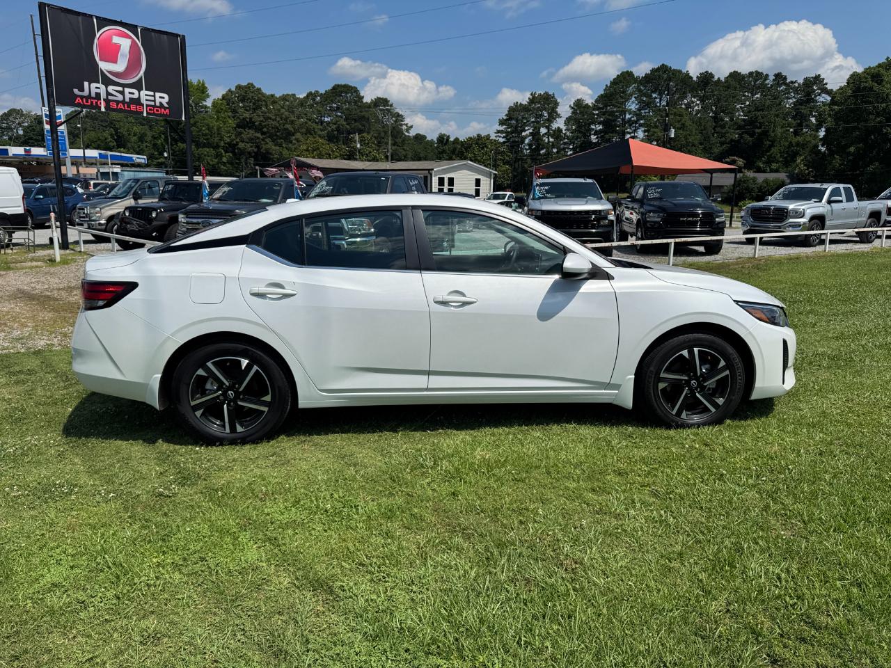 Nissan Sentra SV 2025
