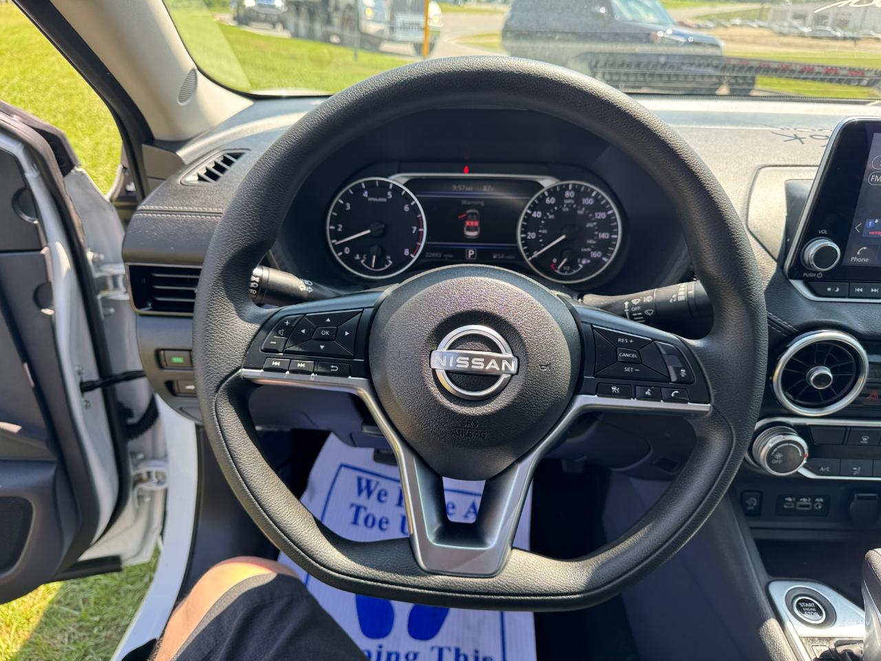 Nissan Sentra SV 2025