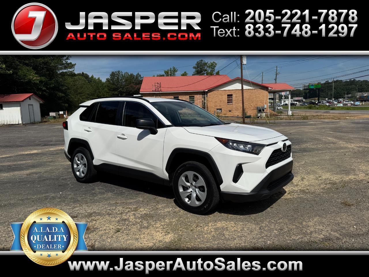 Toyota RAV4 LE 2020