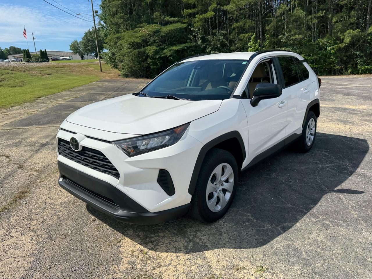 Toyota RAV4 LE 2020