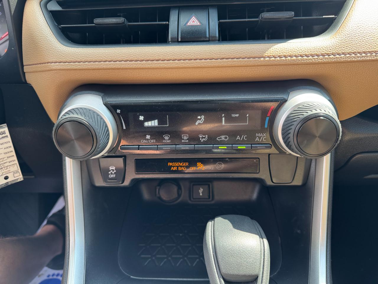 Toyota RAV4 LE 2020
