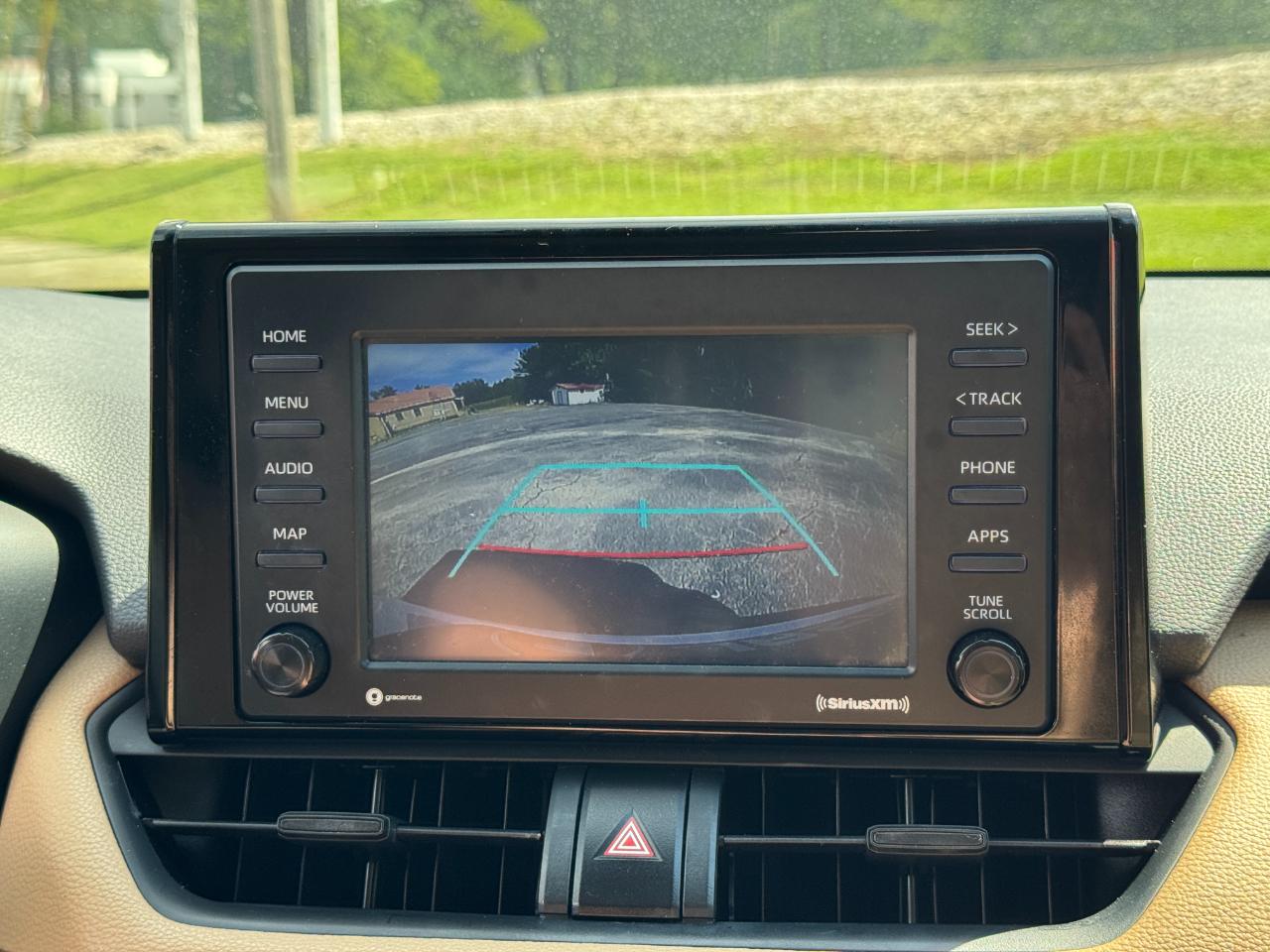 Toyota RAV4 LE 2020