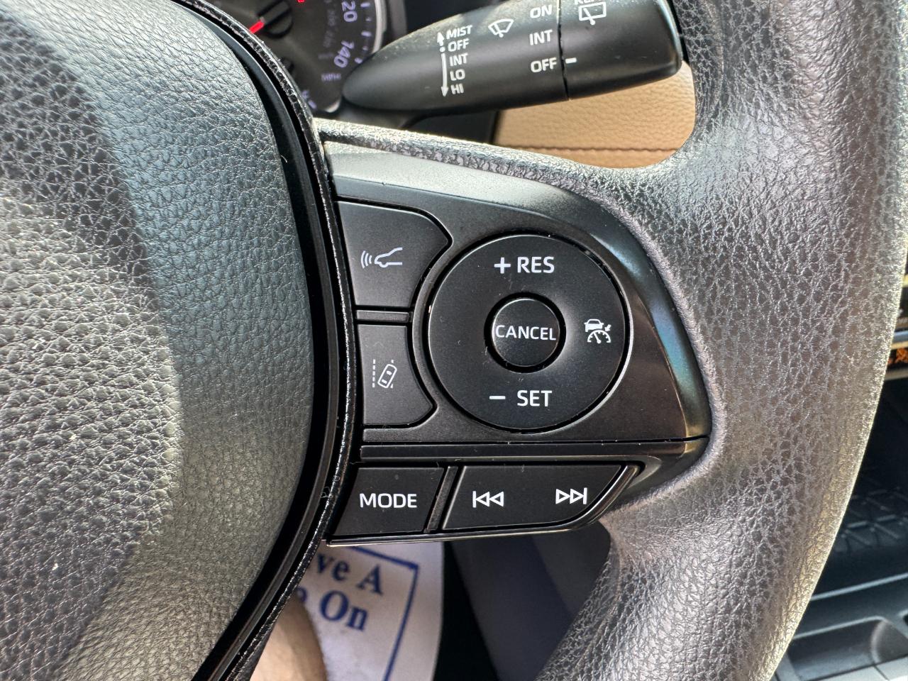 Toyota RAV4 LE 2020