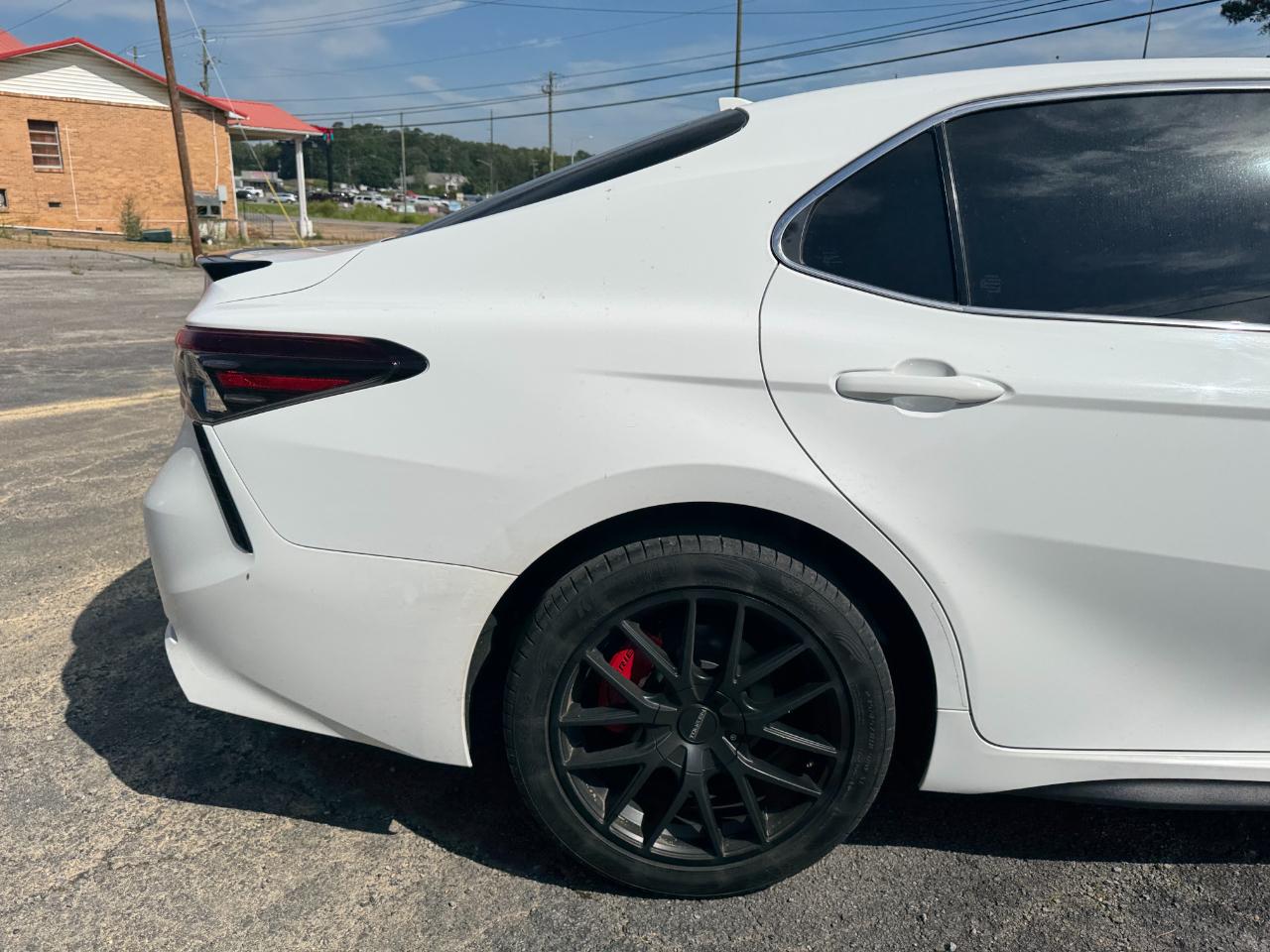 Toyota Camry  2021