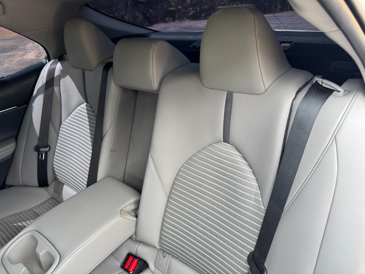 Toyota Camry  2021